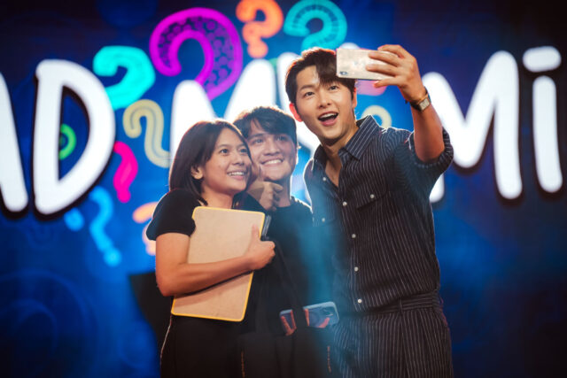 Song Joong-ki with his fans