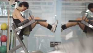 Yoon Shi Yoon Amazes with Ultra-Disciplined Life on “Mom’s Diary” – Even His Alarms Have Alarms – kdramadiary